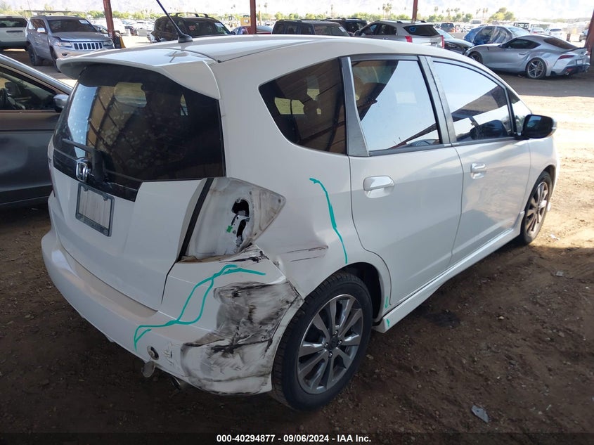 2013 HONDA FIT SPORT - JHMGE8H55DC065878