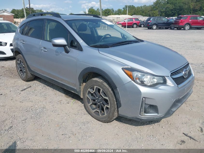 VIN JF2GPADC3H8237813 2017 SUBARU CROSSTREK no.1