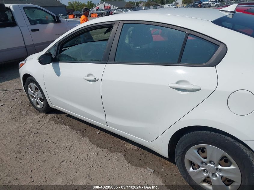 2017 Kia Forte Lx VIN: 3KPFK4A7XHE115540 Lot: 40295605