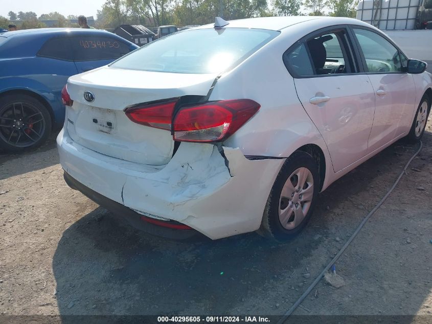 2017 Kia Forte Lx VIN: 3KPFK4A7XHE115540 Lot: 40295605