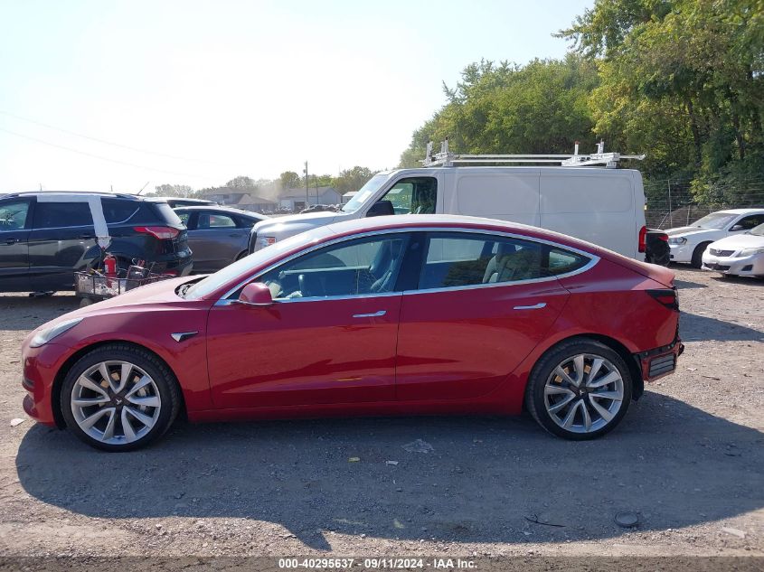 2018 Tesla Model 3 Long Range/Performance VIN: 5YJ3E1EB7JF065641 Lot: 40295637