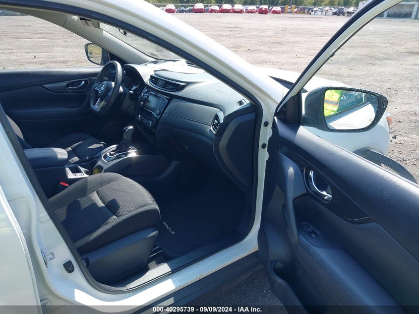 2019 NISSAN ROGUE SV - KNMAT2MV3KP512228