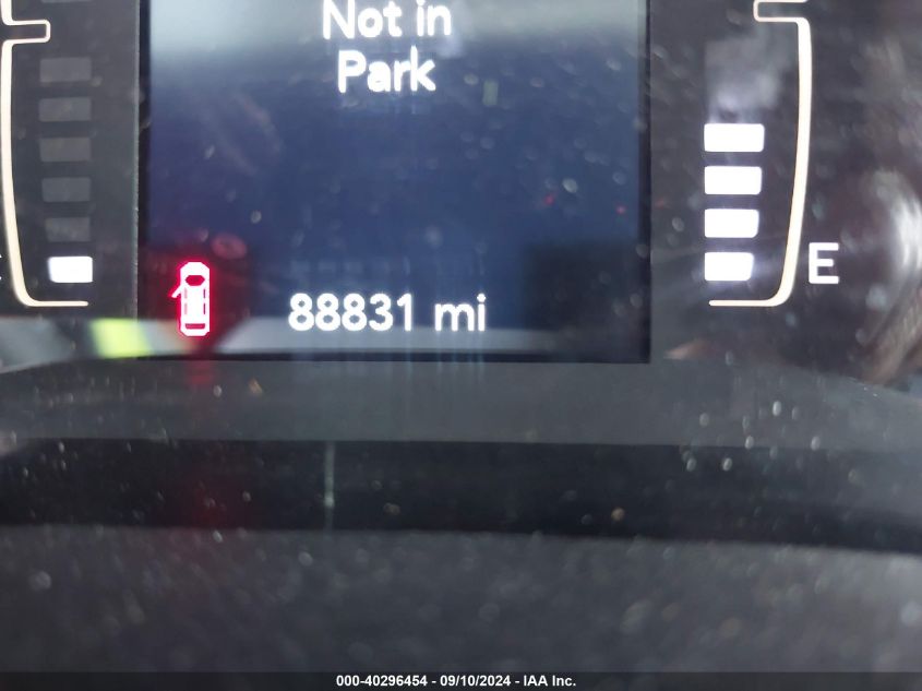 VIN 1C4PJLLXXKD120499 2019 JEEP CHEROKEE LATITUDE PLUS FWD