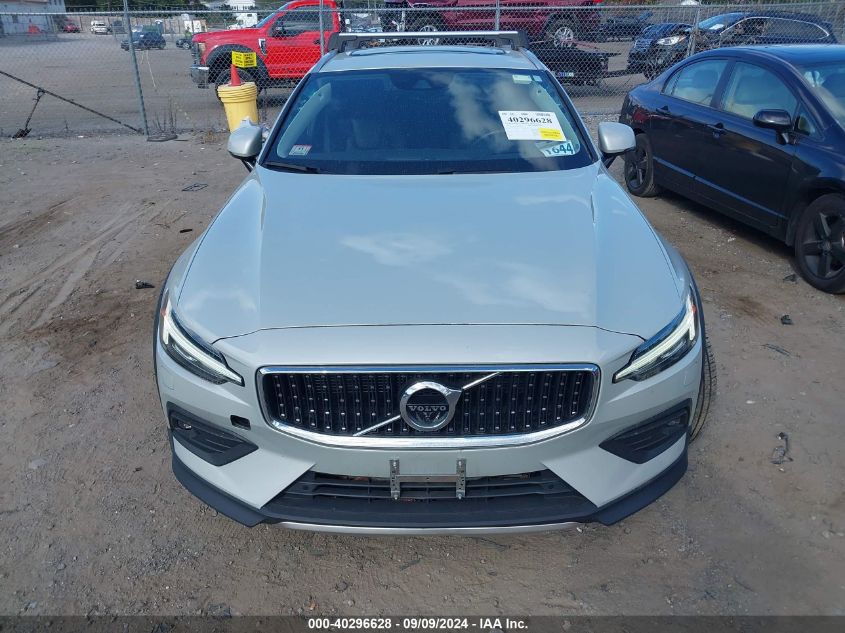 2020 Volvo V60 Cross Country T5 VIN: YV4102WK9L1030800 Lot: 40296628