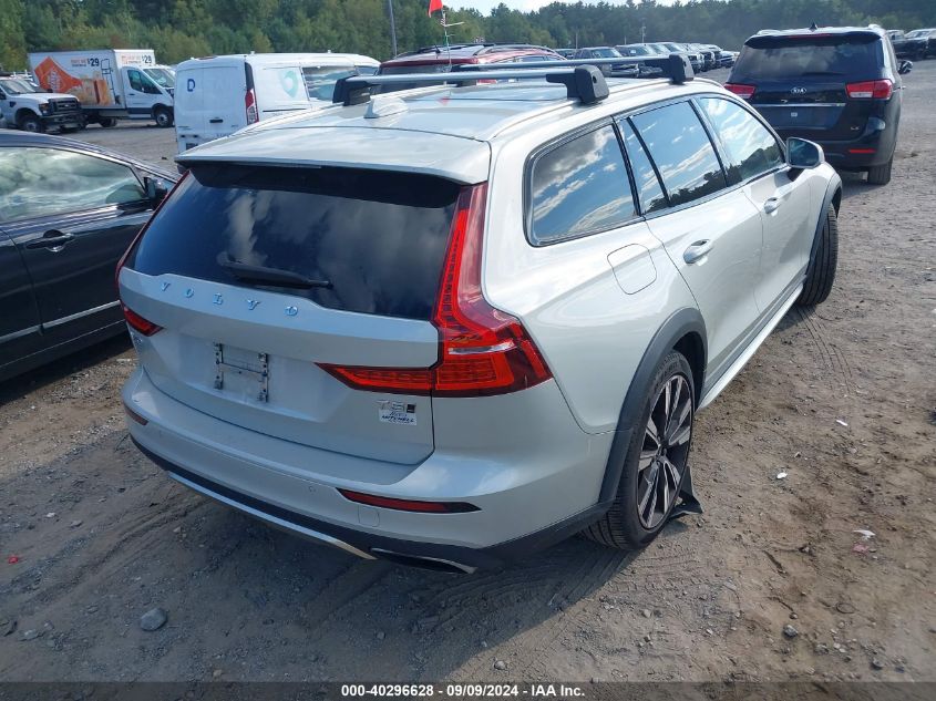 VIN YV4102WK9L1030800 2020 Volvo V60, Cross Country T5 no.4