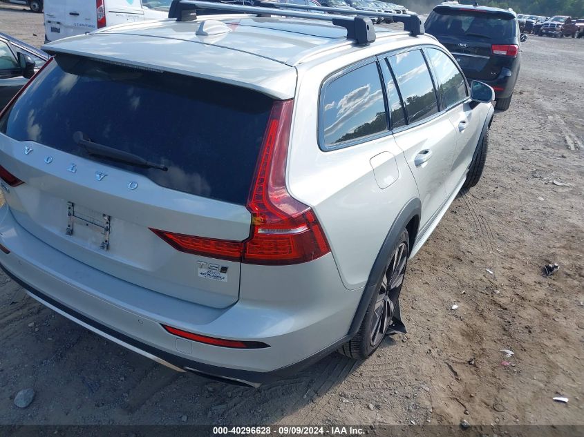 2020 Volvo V60 Cross Country T5 VIN: YV4102WK9L1030800 Lot: 40296628