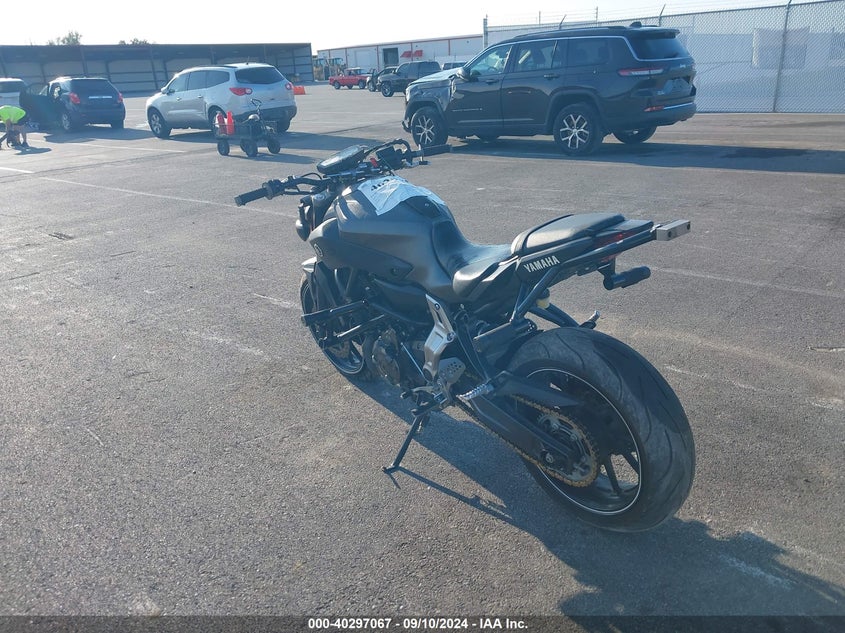 2017 YAMAHA FZ07 JYARM06EXHA012463