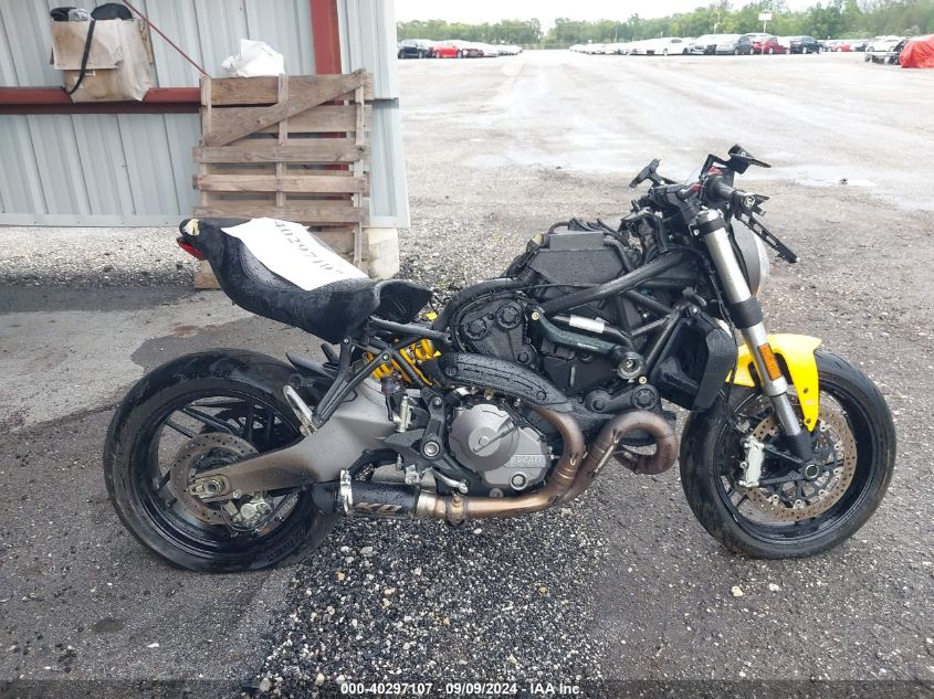 ZDMMACLS1JB002007 2018 Ducati Monster 821