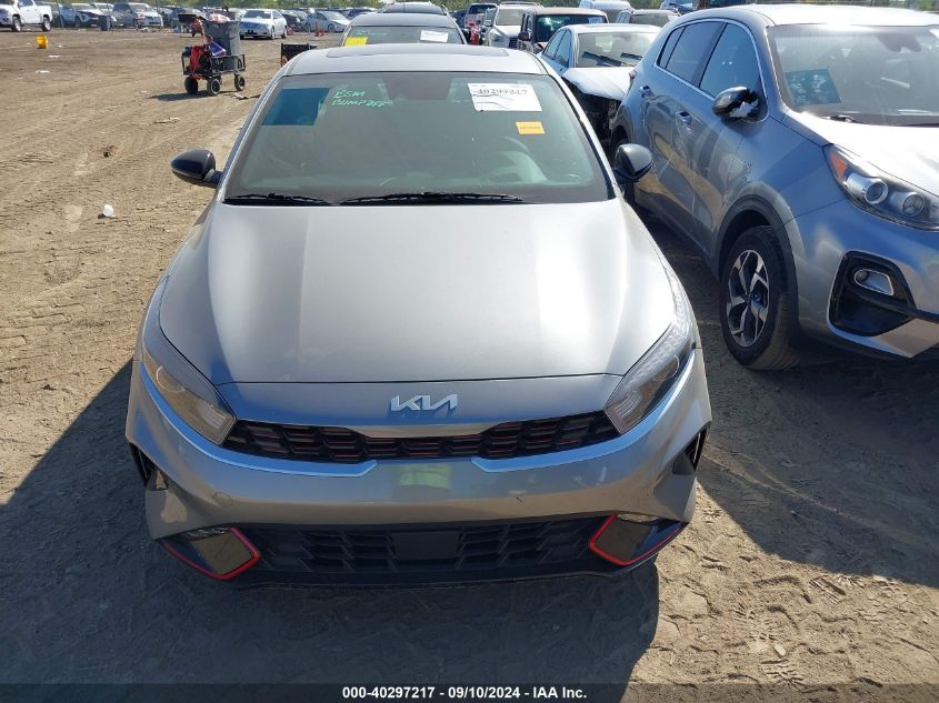 2022 Kia Forte Gt Line VIN: 3KPF54AD8NE424514 Lot: 40297217