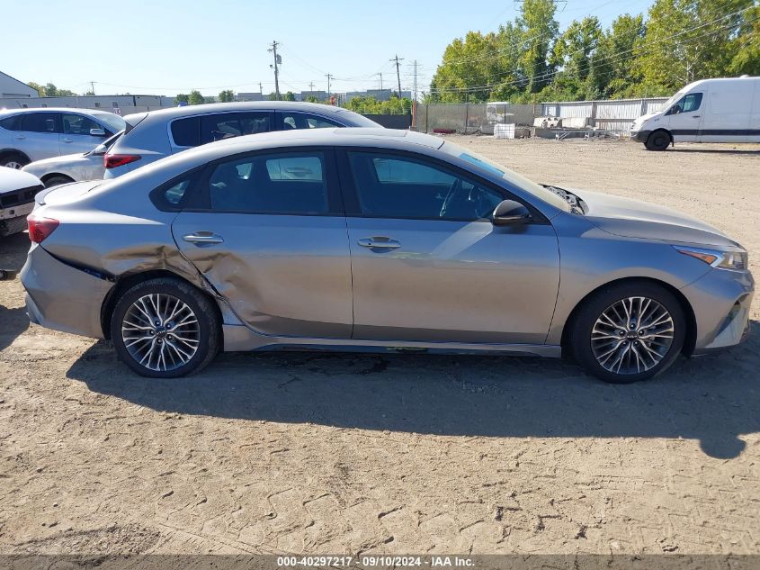 2022 Kia Forte Gt Line VIN: 3KPF54AD8NE424514 Lot: 40297217