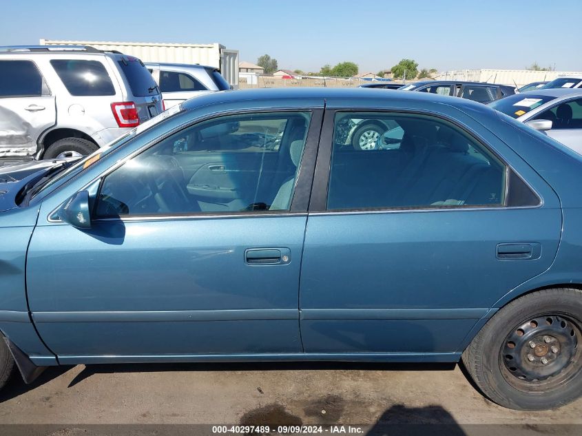 2000 Toyota Camry Le VIN: 4T1BG22K1YU730238 Lot: 40297489