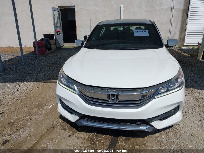 1HGCR2F11HA027889 2017 Honda Accord Sport Se