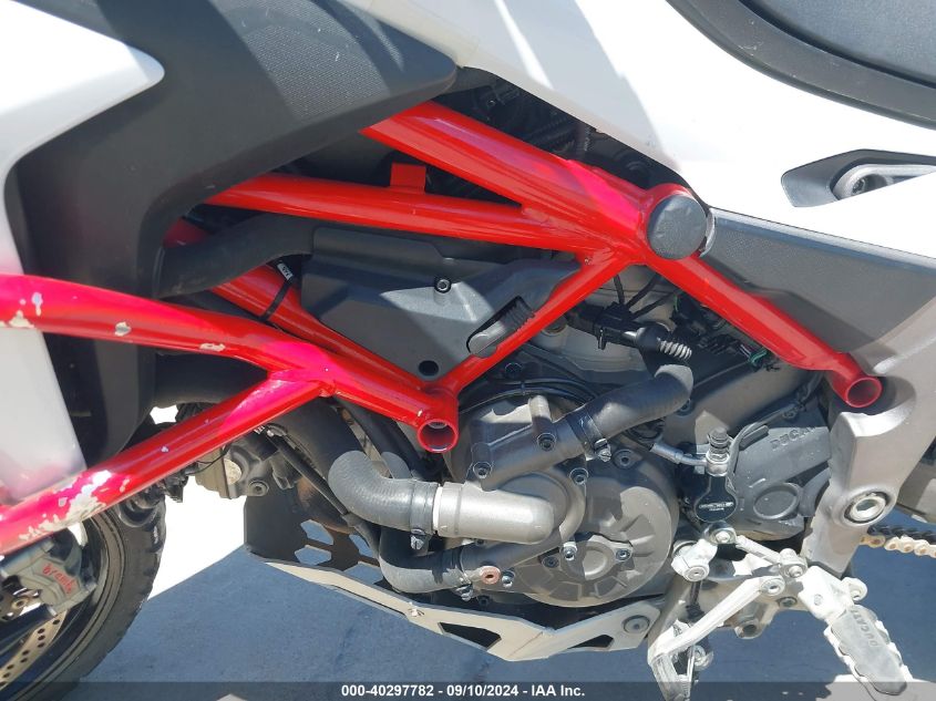 2015 Ducati Multistrada 1200/1200 S/Pikes Peak VIN: ZDM12BWWXFB001857 Lot: 40297782