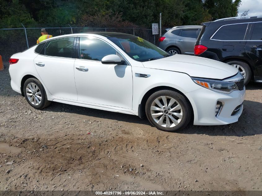 5XXGT4L30JG240863 2018 KIA OPTIMA - Image 1