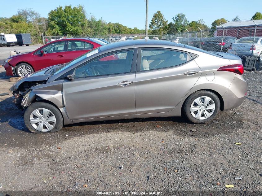 2016 Hyundai Elantra Se VIN: 5NPDH4AE1GH745431 Lot: 40297813