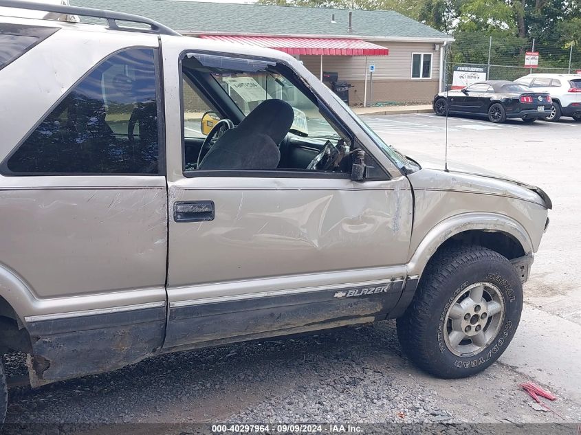 1999 Chevrolet Blazer VIN: 1GNCT18W6XK200602 Lot: 40297964