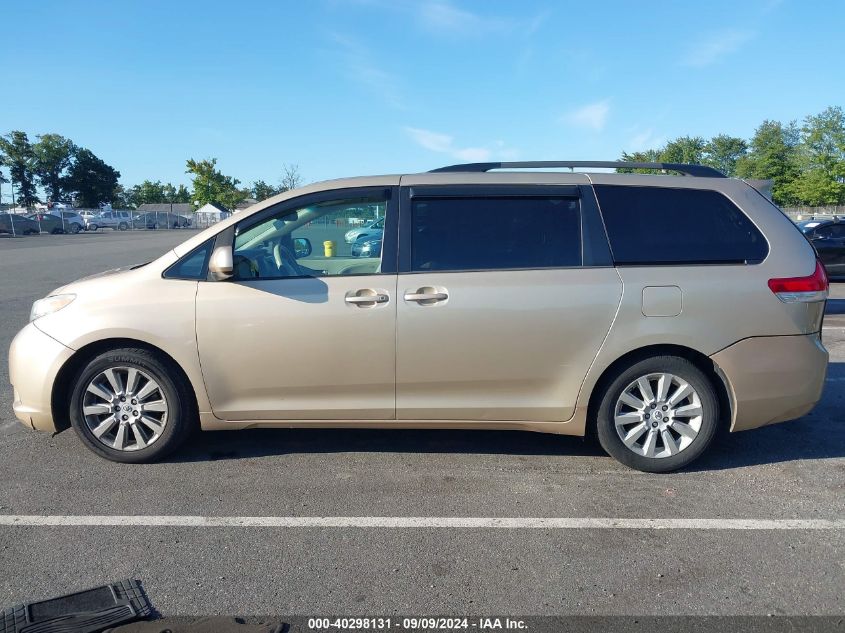 5TDKK3DC6DS373040 2013 Toyota Sienna Le V6 8 Passenger