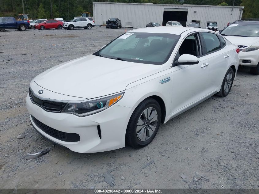 KNAGT4LE0H5010284 2017 KIA OPTIMA - Image 2