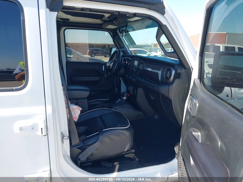 2018 JEEP WRANGLER UNLIMITED SPORT S 4X4 - 1C4HJXDG5JW221107