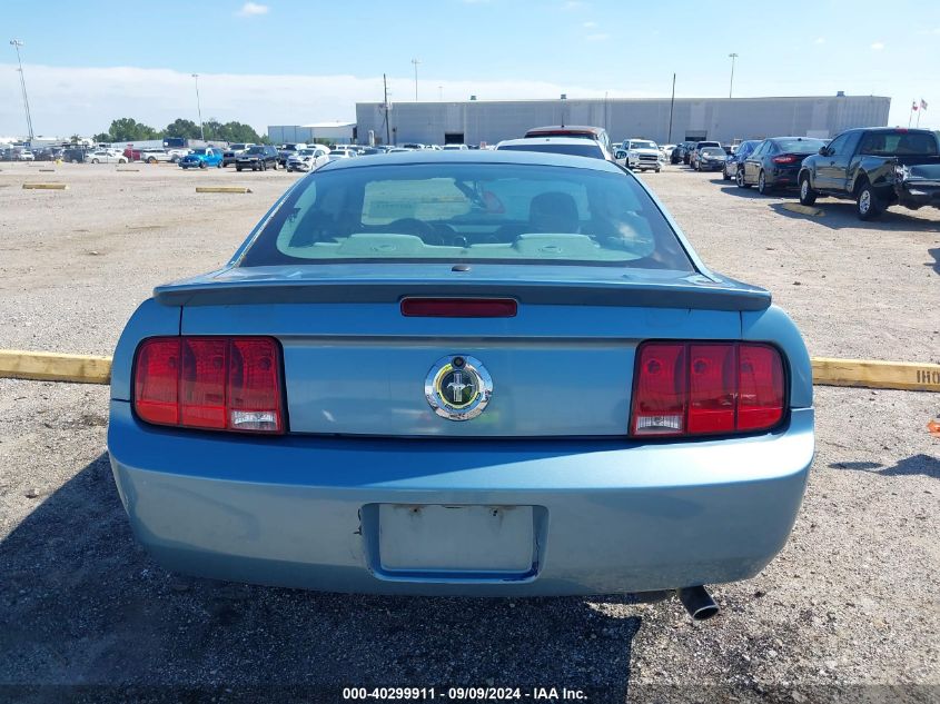 2007 Ford Mustang V6 Deluxe/V6 Premium VIN: 1ZVFT80N775261132 Lot: 40299911