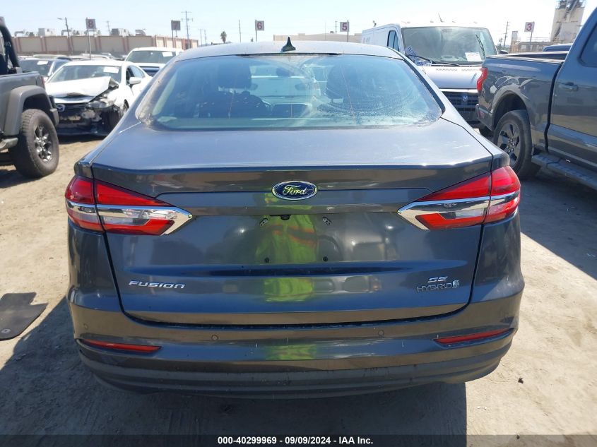 3FA6P0LU6KR215878 2019 FORD FUSION - Image 16