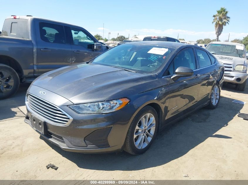 3FA6P0LU6KR215878 2019 FORD FUSION - Image 2