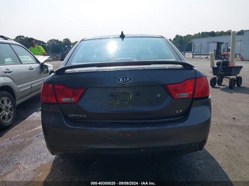 2009 Kia Optima Lx VIN: KNAGE228895338483 Lot: 40300020