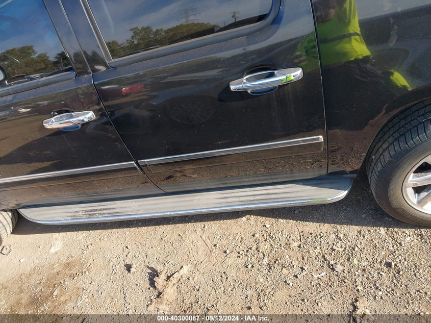 2013 GMC YUKON XL 1500 DENALI - 1GKS1MEF8DR119303