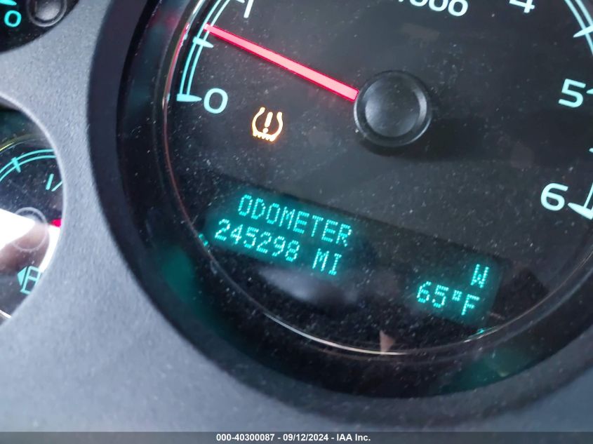 2013 GMC YUKON XL 1500 DENALI - 1GKS1MEF8DR119303