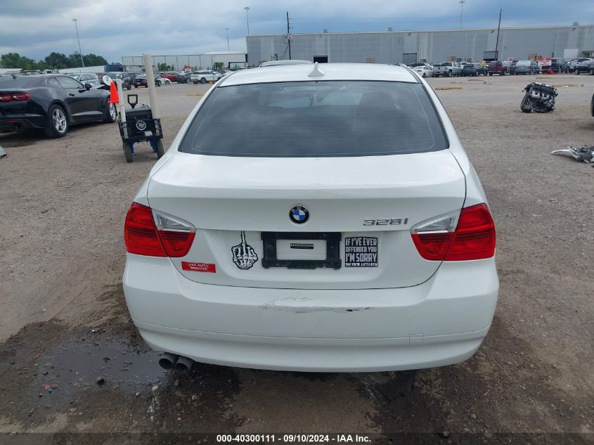 2008 BMW 328I VIN: WBAVA37568NL55899 Lot: 40300111