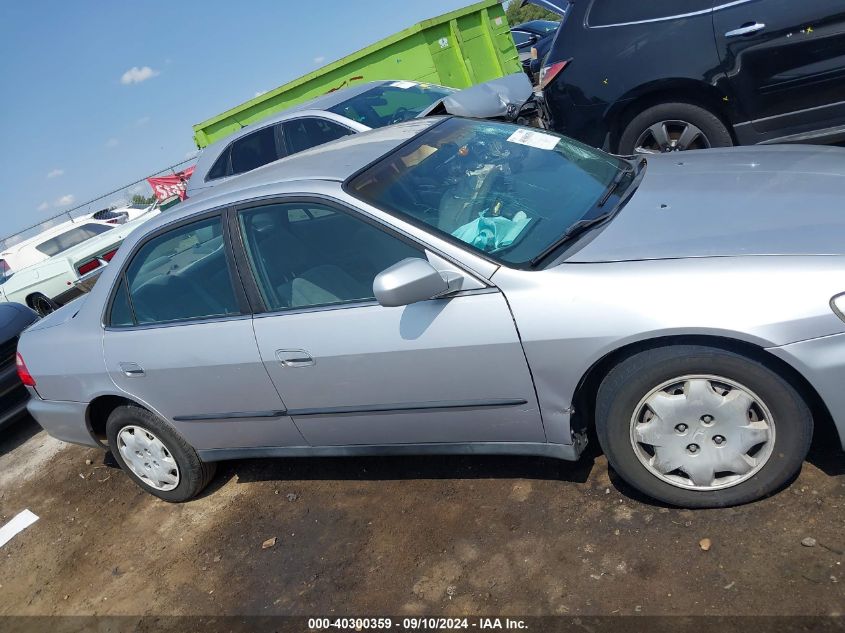 2000 Honda Accord Lx VIN: 1HGCG5649YA024157 Lot: 40300359