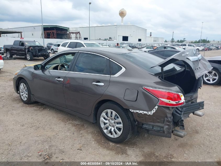 2015 Nissan Altima 2.5 S VIN: 1N4AL3APXFN377896 Lot: 40300541