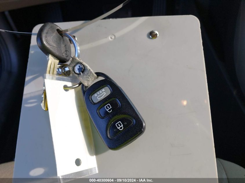 KMHDH4AE8EU165303 2014 Hyundai Elantra Se