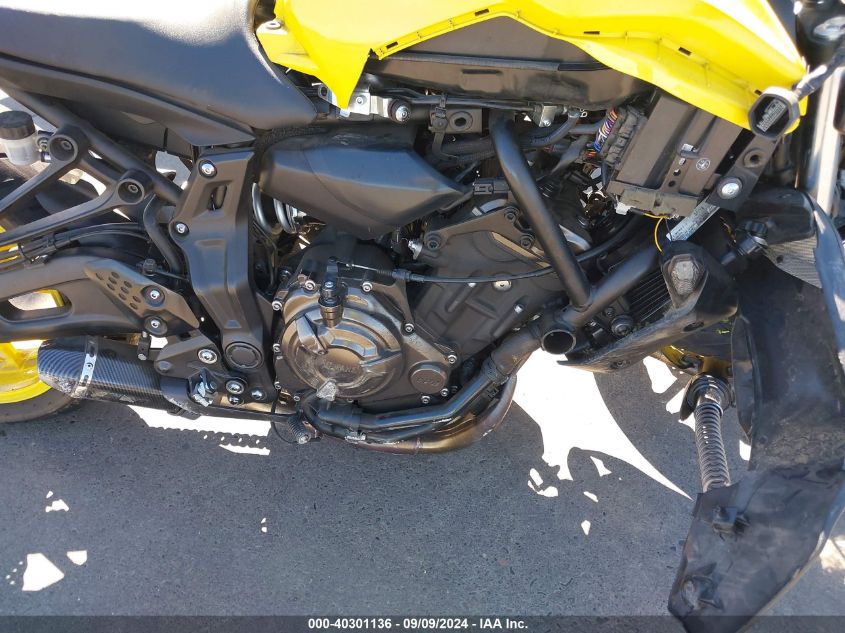 2018 Yamaha Mt07 C VIN: JYARM27Y0JA000333 Lot: 40301136