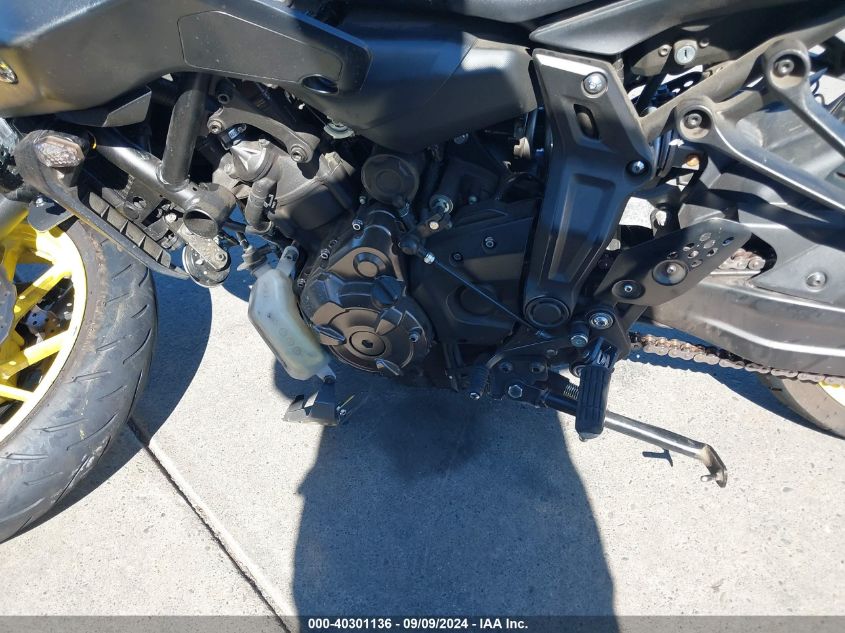 2018 Yamaha Mt07 C VIN: JYARM27Y0JA000333 Lot: 40301136