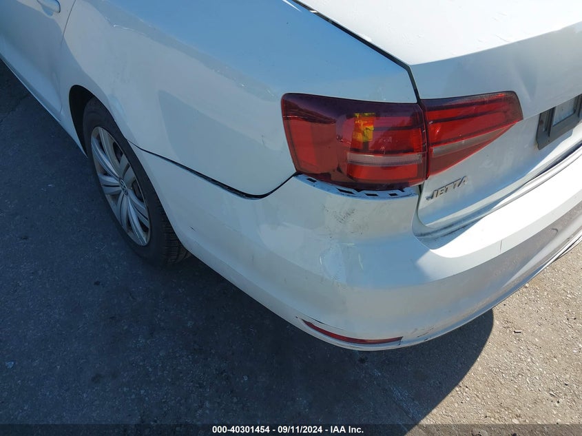 2017 VOLKSWAGEN JETTA 1.4T S - 3VW2B7AJ1HM315480