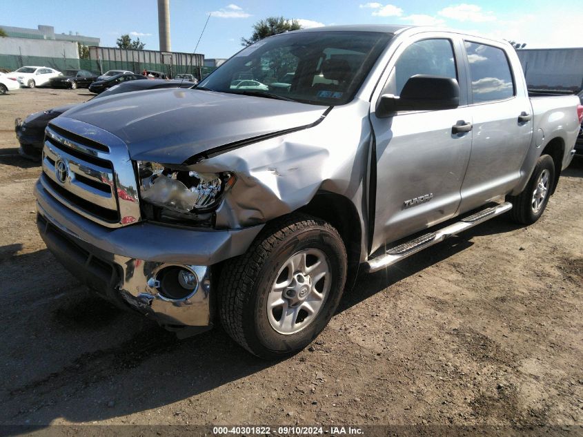 5TFDM5F12CX036576 2012 Toyota Tundra Grade 4.6L V8