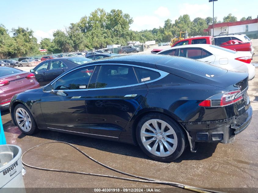 2018 Tesla Model S 100D/75D/P100D VIN: 5YJSA1E27JF275454 Lot: 40301918