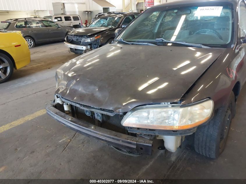 1999 Honda Accord Lx VIN: JHMCG5643XC040404 Lot: 40302077