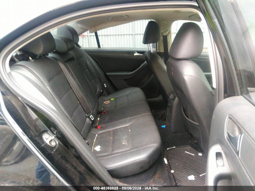 3VWDP7AJ5CM304484 2012 Volkswagen Jetta 2.5L Se