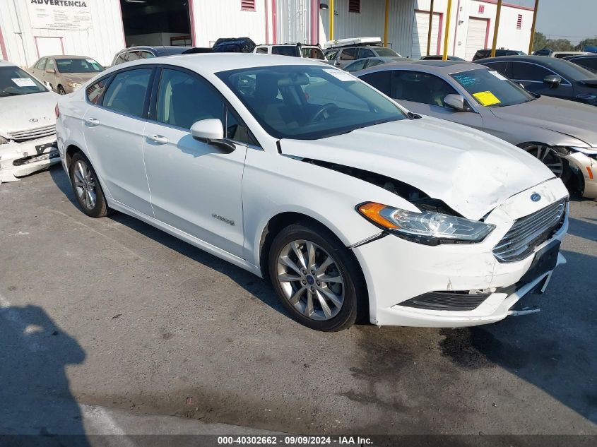 3FA6P0LU3HR344640 2017 FORD FUSION - Image 1