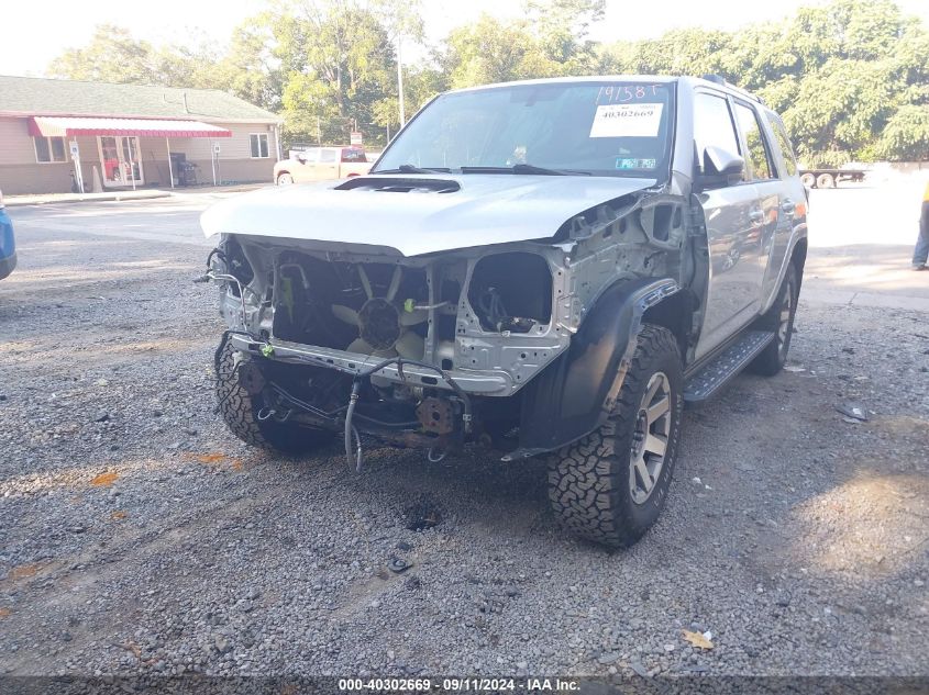 2014 Toyota 4Runner Sr5/Limited/Trail VIN: JTEBU5JRXE5176082 Lot: 40302669