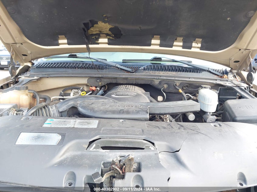 2005 GMC Yukon Slt VIN: 1GKEC13T05R204667 Lot: 40302902