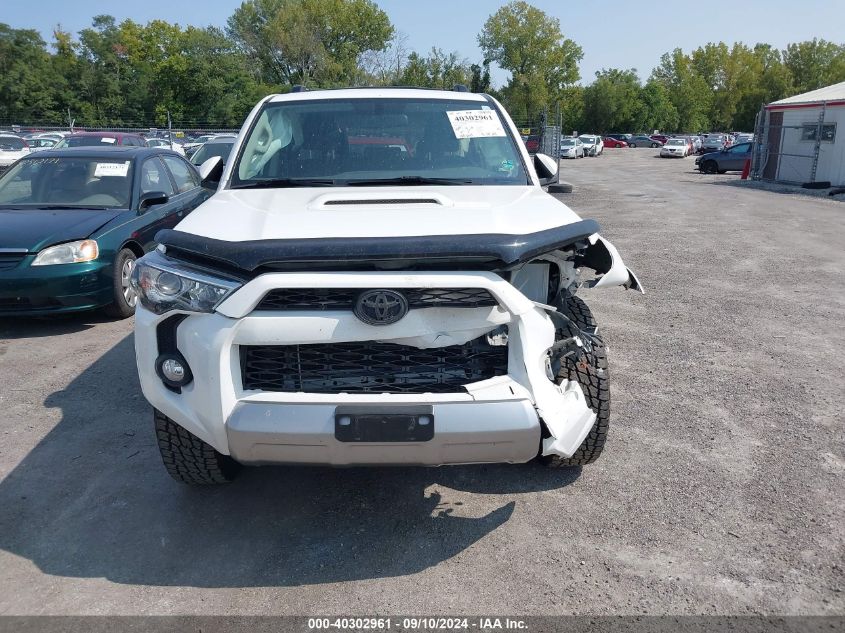 2018 Toyota 4Runner Trd Off Road VIN: JTEBU5JR7J5483882 Lot: 40302961