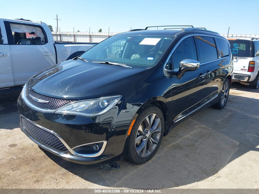VIN 2C4RC1GG9JR186619 2018 CHRYSLER PACIFICA LIMITED