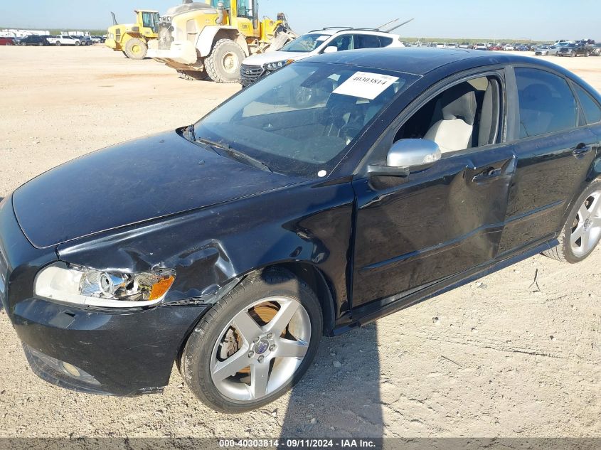 2010 Volvo S40 T5 VIN: YV1672MSXA2502916 Lot: 40303814