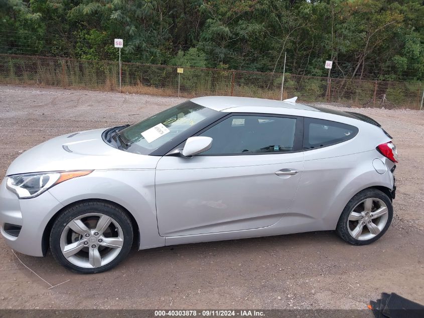 2014 Hyundai Veloster Base W/Black VIN: KMHTC6AD3EU204411 Lot: 40303878