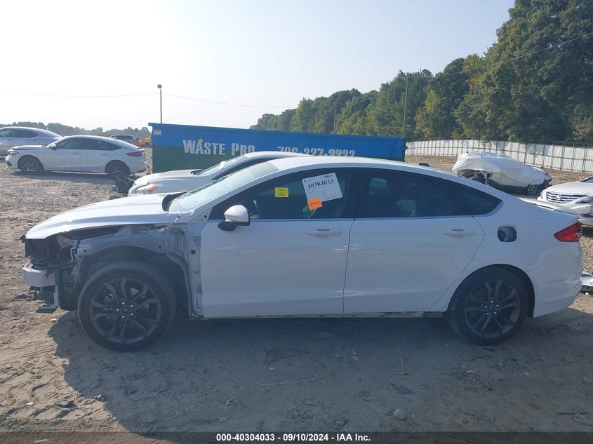 VIN 3FA6P0HD8JR200290 2018 FORD FUSION SE