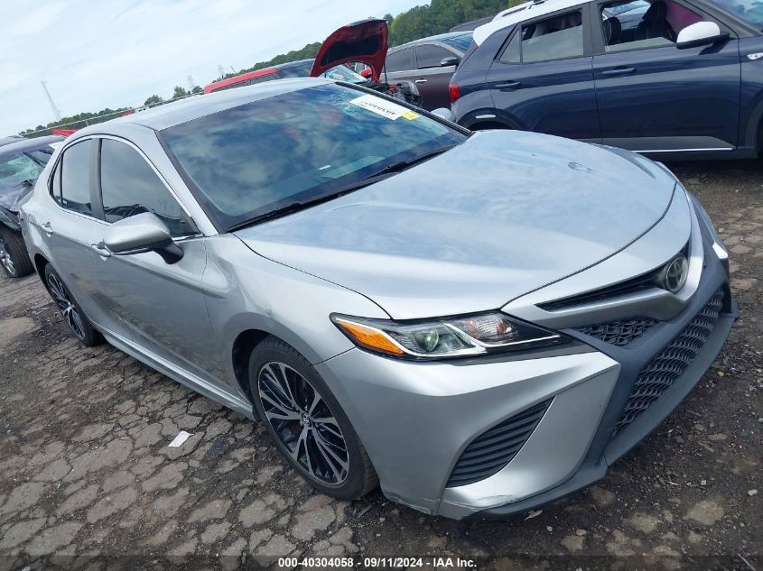 4T1B11HK4JU606456 2018 TOYOTA CAMRY - Image 1