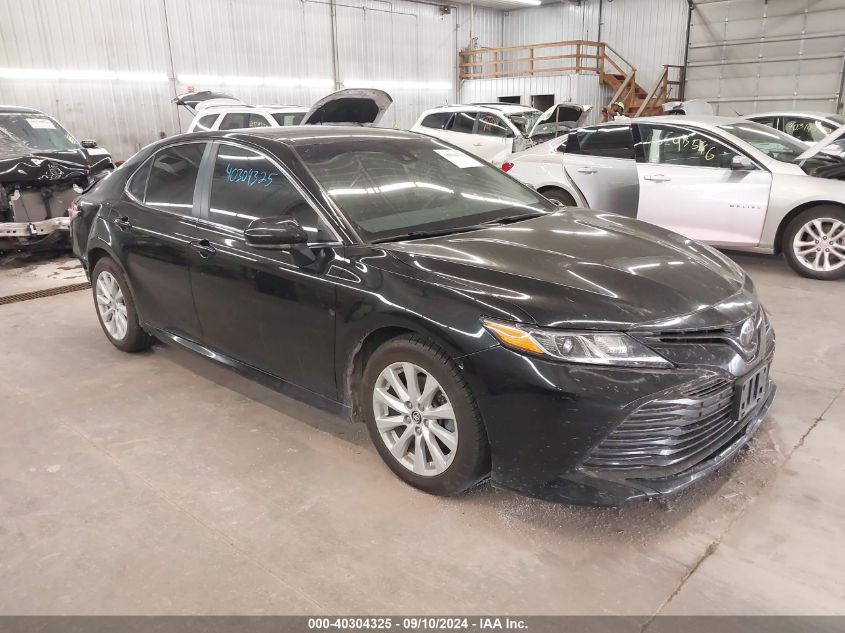 VIN 4T1B11HK4KU232223 2019 TOYOTA CAMRY no.1